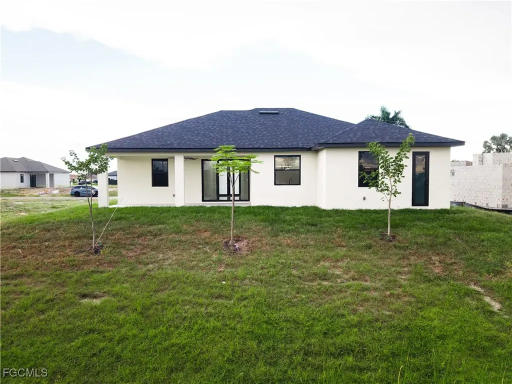 903 NE 23rd Street Cape Coral FL 33909