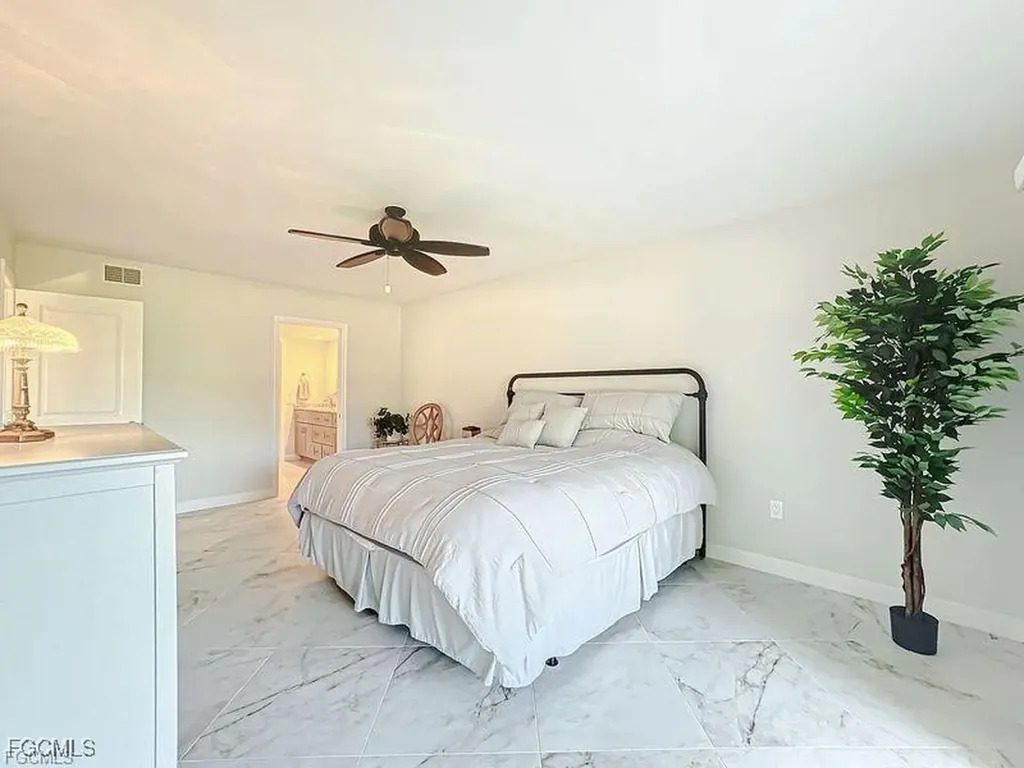 16679 Forest Boulevard Fort Myers FL 33908