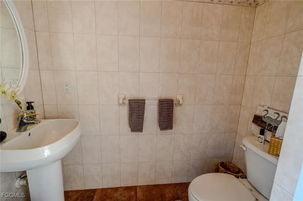 6501 Jacobs Drive Fort Myers FL 33908