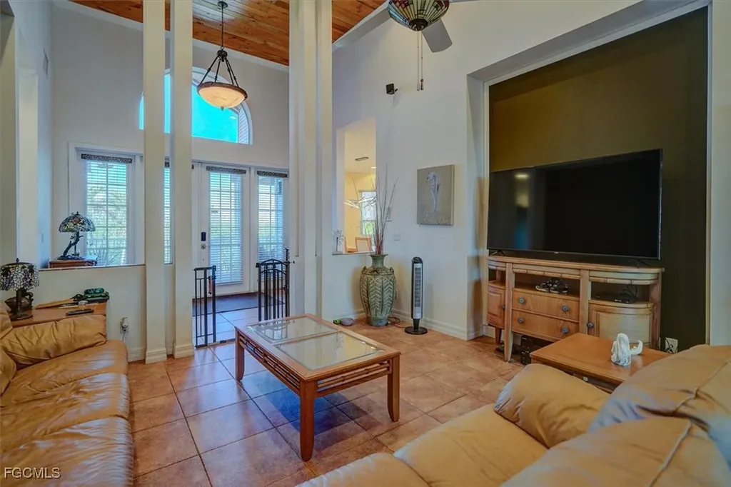 6501 Jacobs Drive Fort Myers FL 33908