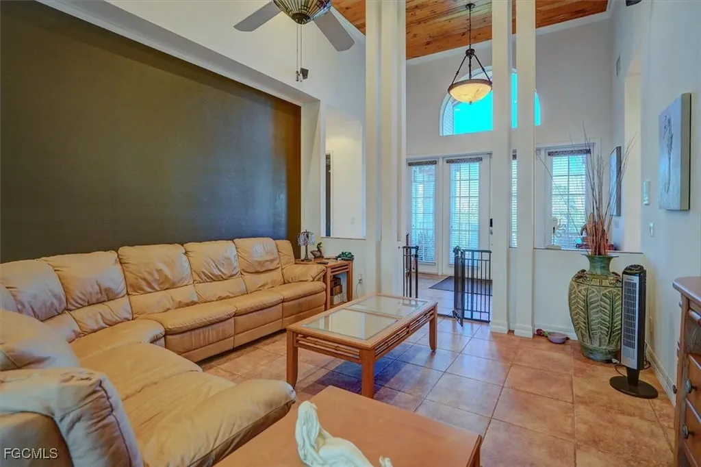 6501 Jacobs Drive Fort Myers FL 33908