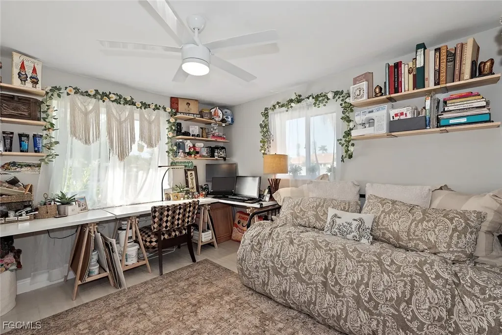 207 SE 43rd Lane Cape Coral FL 33904