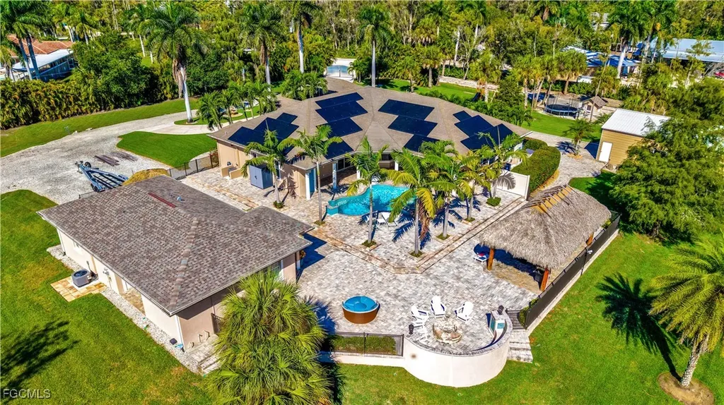 6480 Pine Cone Court Fort Myers FL 33912