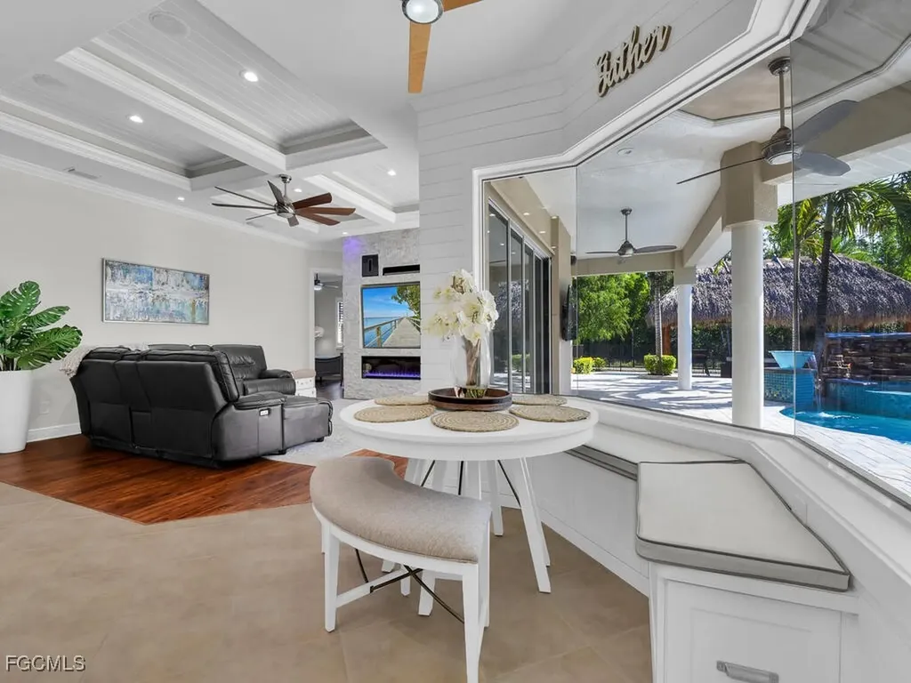 6480 Pine Cone Court Fort Myers FL 33912