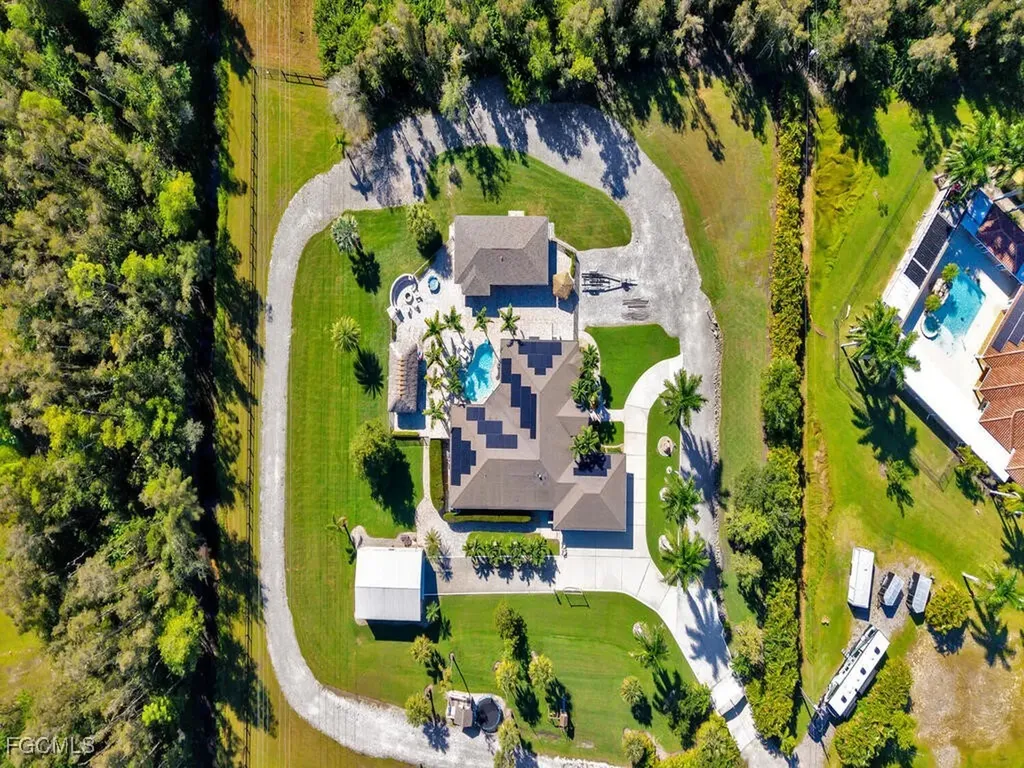 6480 Pine Cone Court Fort Myers FL 33912