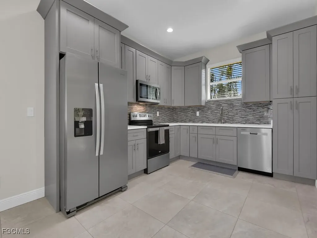 6480 Pine Cone Court Fort Myers FL 33912
