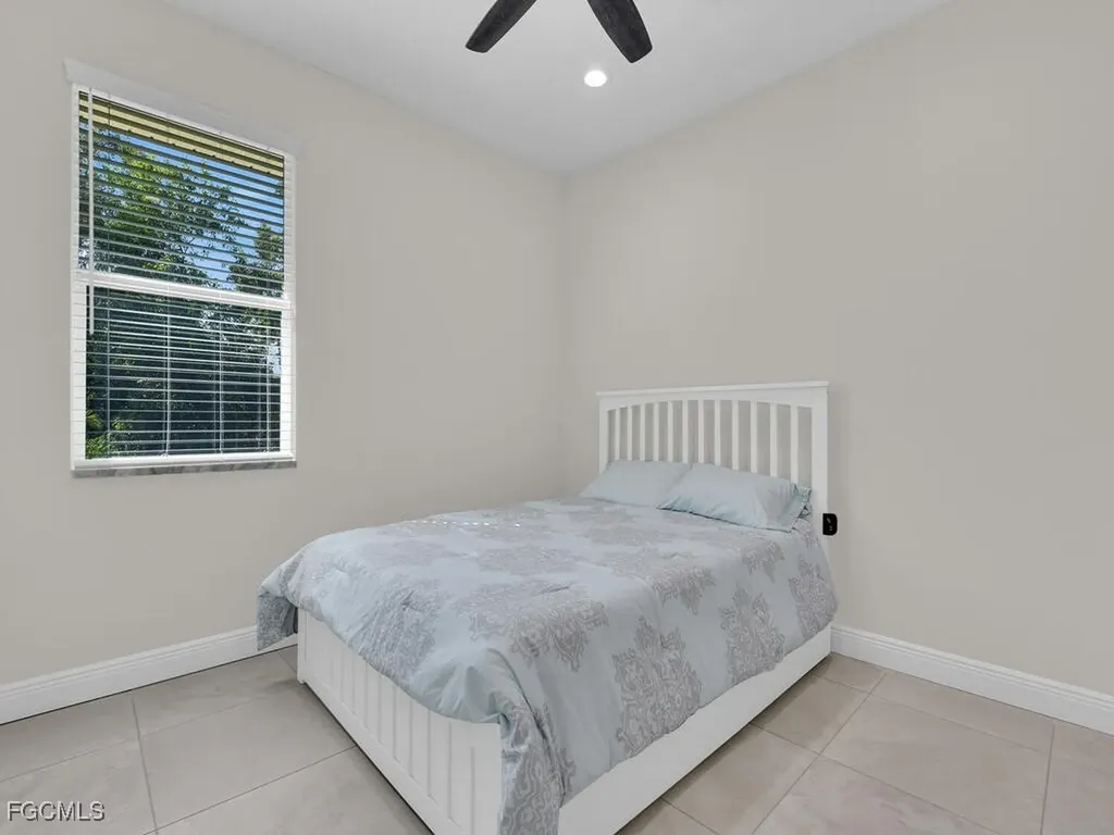 6480 Pine Cone Court Fort Myers FL 33912
