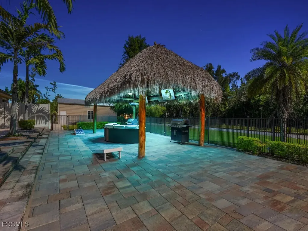 6480 Pine Cone Court Fort Myers FL 33912