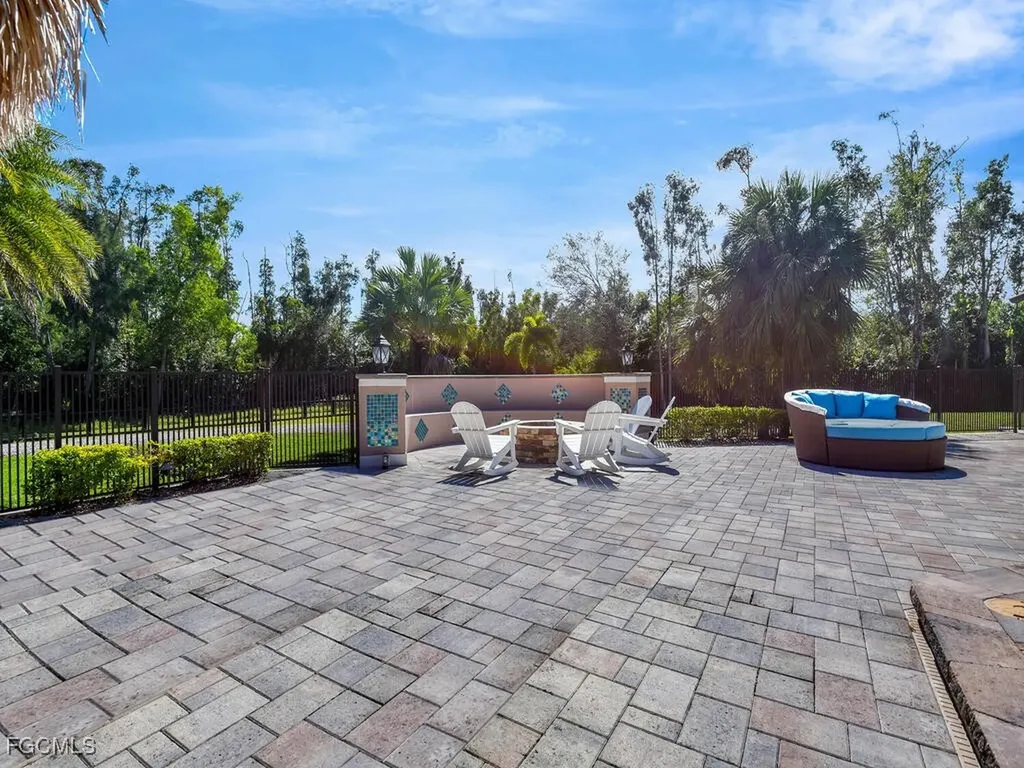 6480 Pine Cone Court Fort Myers FL 33912
