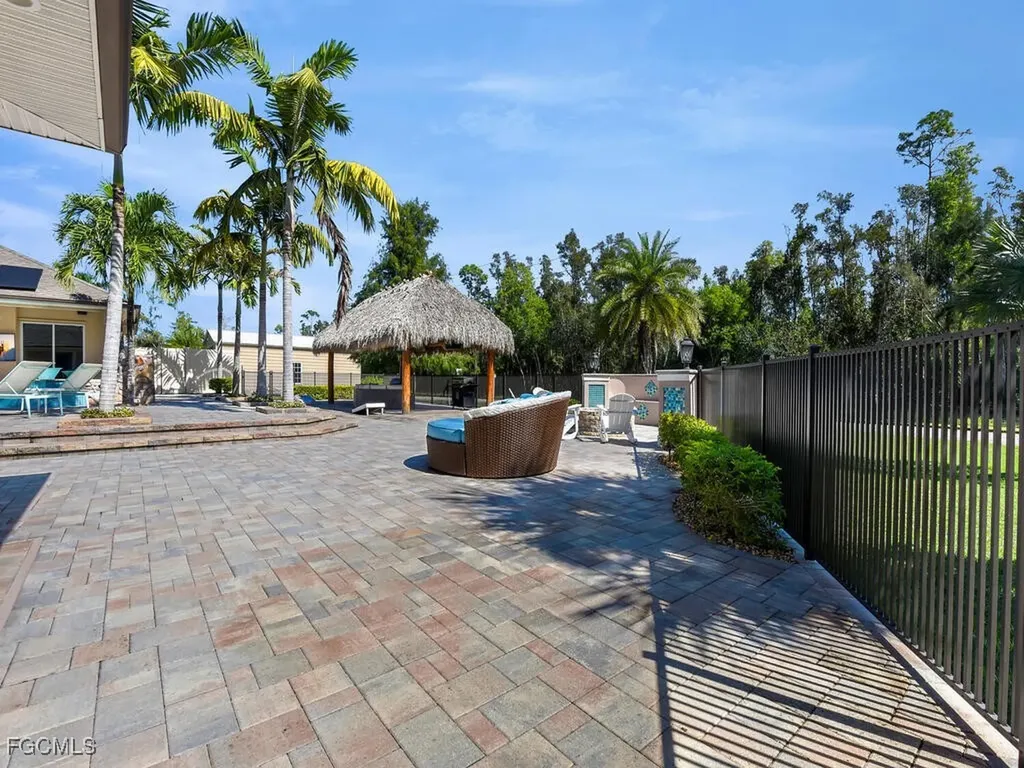 6480 Pine Cone Court Fort Myers FL 33912