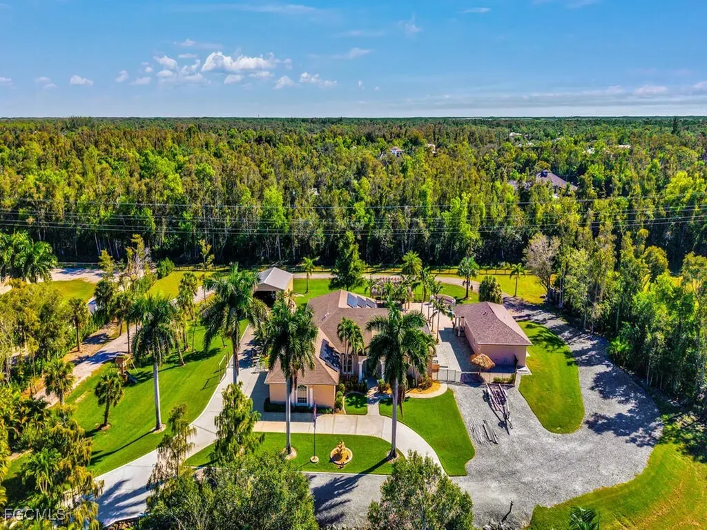 6480 Pine Cone Court Fort Myers FL 33912