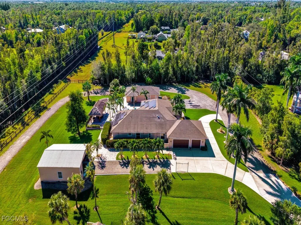 6480 Pine Cone Court Fort Myers FL 33912