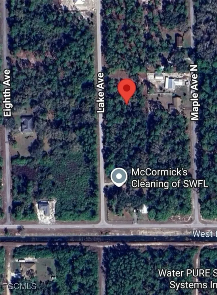 1660 Lake Avenue Lehigh Acres FL 33972