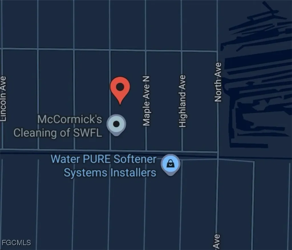 1660 Lake Avenue Lehigh Acres FL 33972