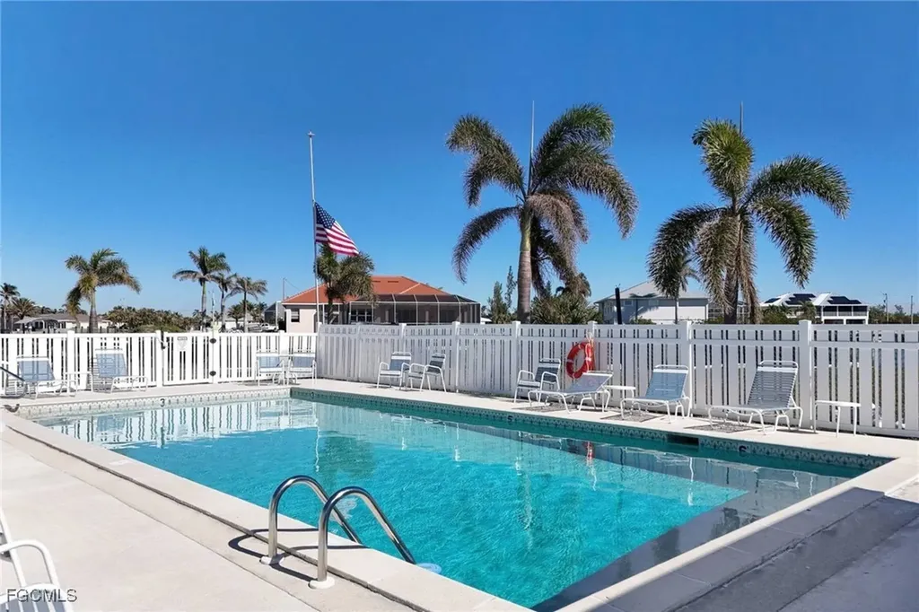 2888 Oleander Street St. James City FL 33956