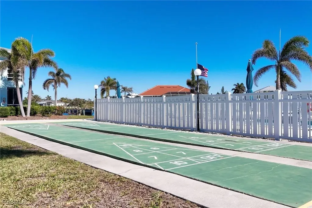 2888 Oleander Street St. James City FL 33956