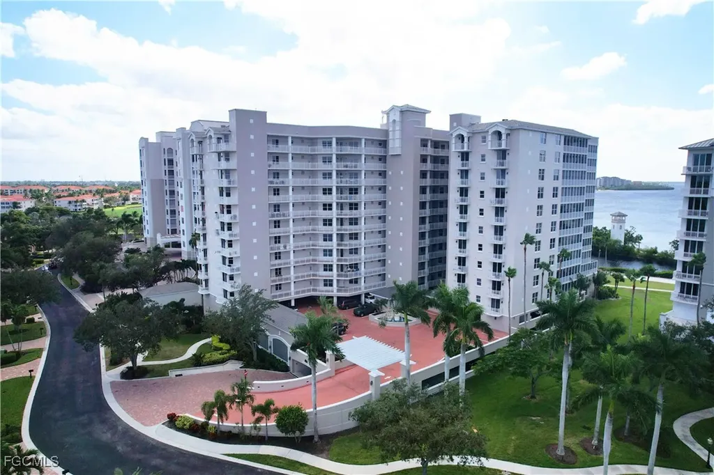 14250 Royal Harbour Court Fort Myers FL 33908