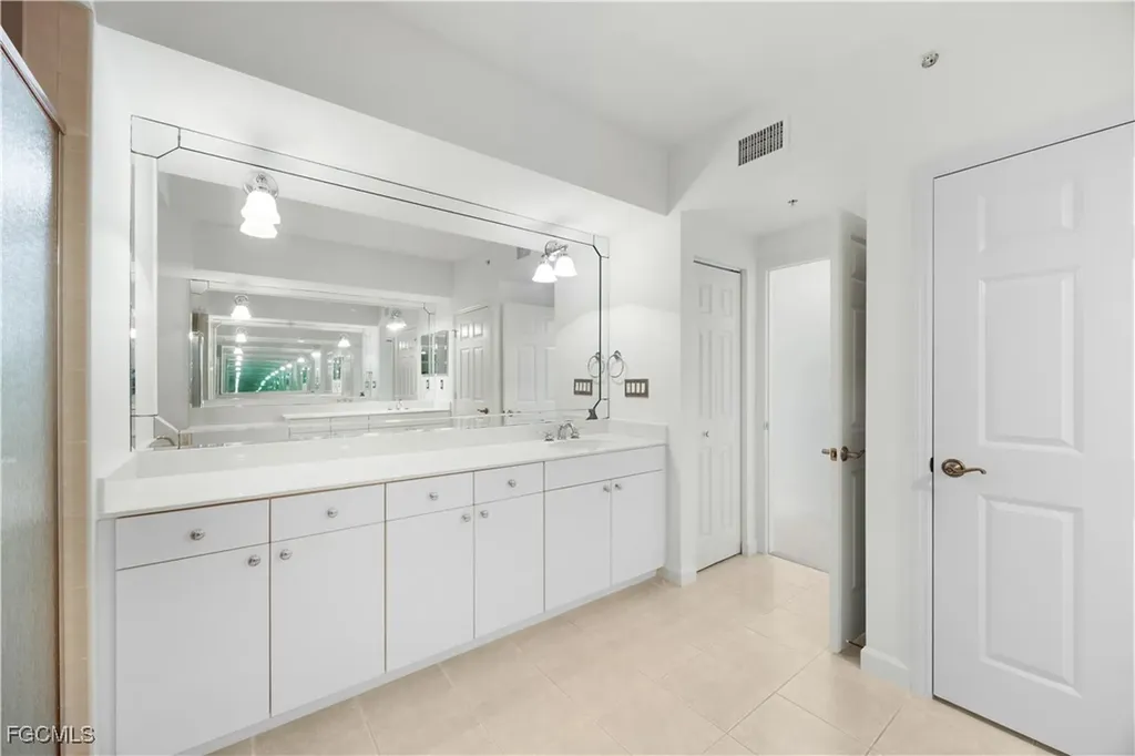 14250 Royal Harbour Court Fort Myers FL 33908