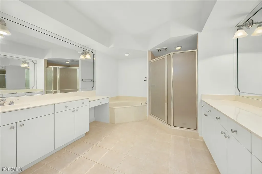 14250 Royal Harbour Court Fort Myers FL 33908