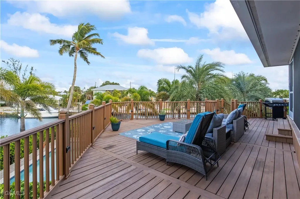 3544 Ruby Avenue St. James City FL 33956