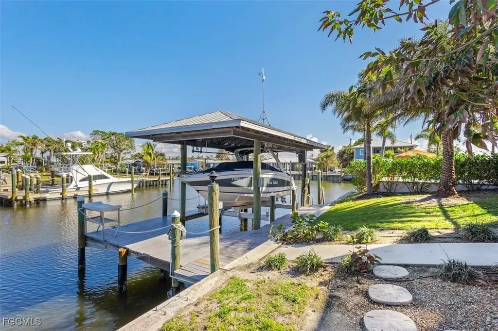 3544 Ruby Avenue St. James City FL 33956