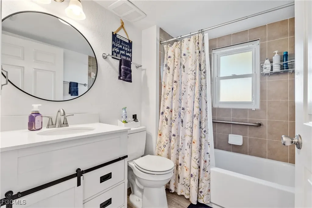 838 SW 47th Terrace Cape Coral FL 33914