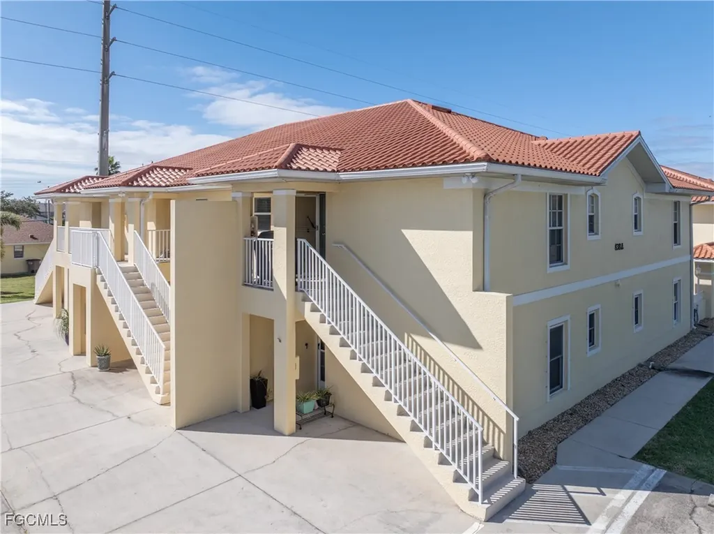 838 SW 47th Terrace Cape Coral FL 33914