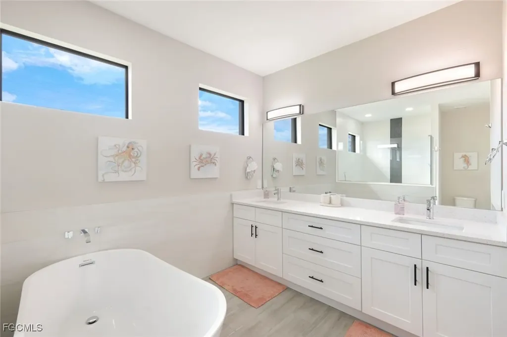 2305 SW 32nd Street Cape Coral FL 33914