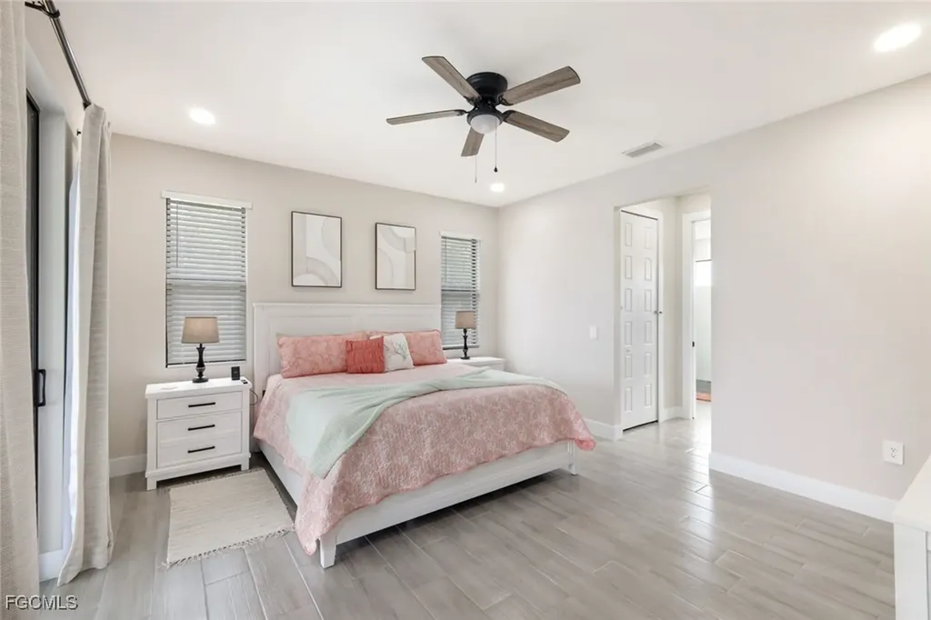 2305 SW 32nd Street Cape Coral FL 33914