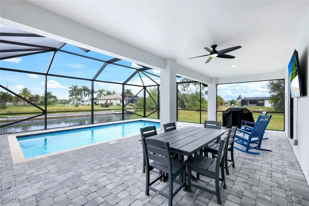 2305 SW 32nd Street Cape Coral FL 33914