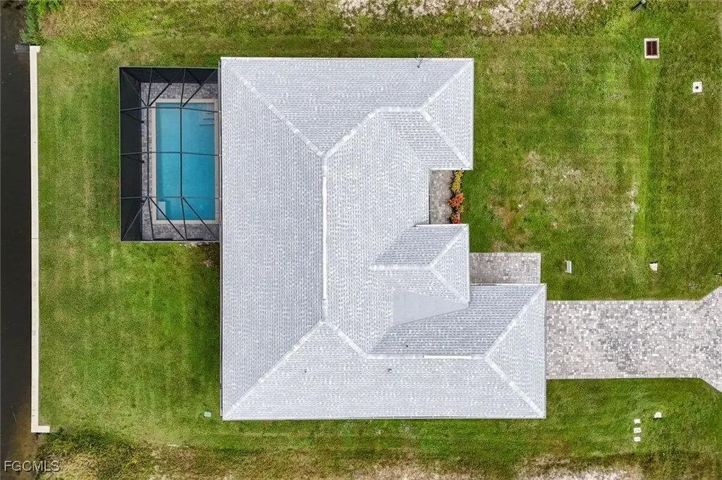 2305 SW 32nd Street Cape Coral FL 33914