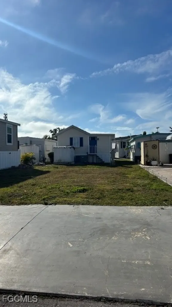 11631 Padina Drive Fort Myers FL 33908