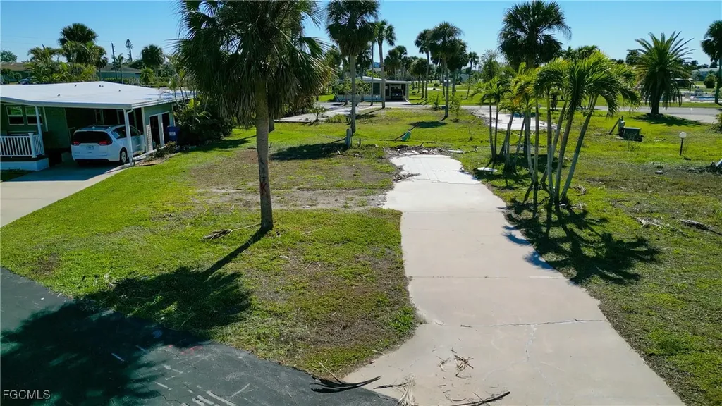 13661 Catbird Drive Fort Myers FL 33908