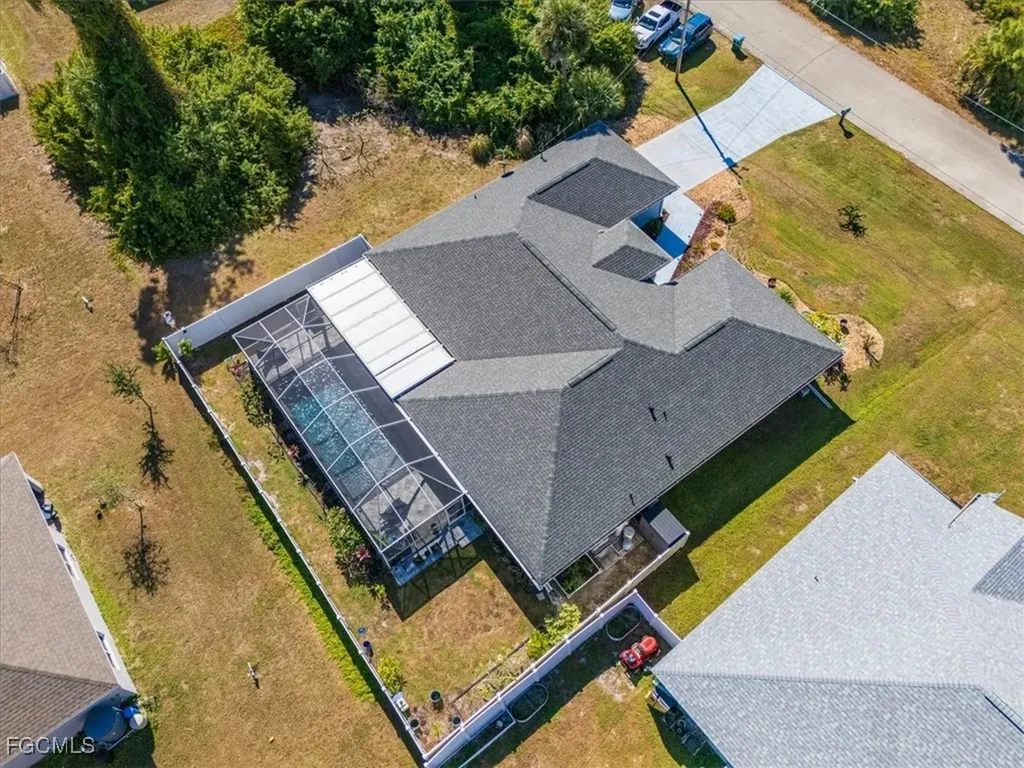 3739 NE 16th Avenue Cape Coral FL 33909