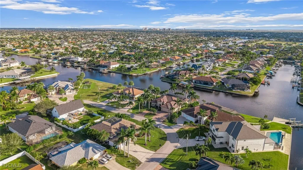 4009 SW 27th Avenue Cape Coral FL 33914