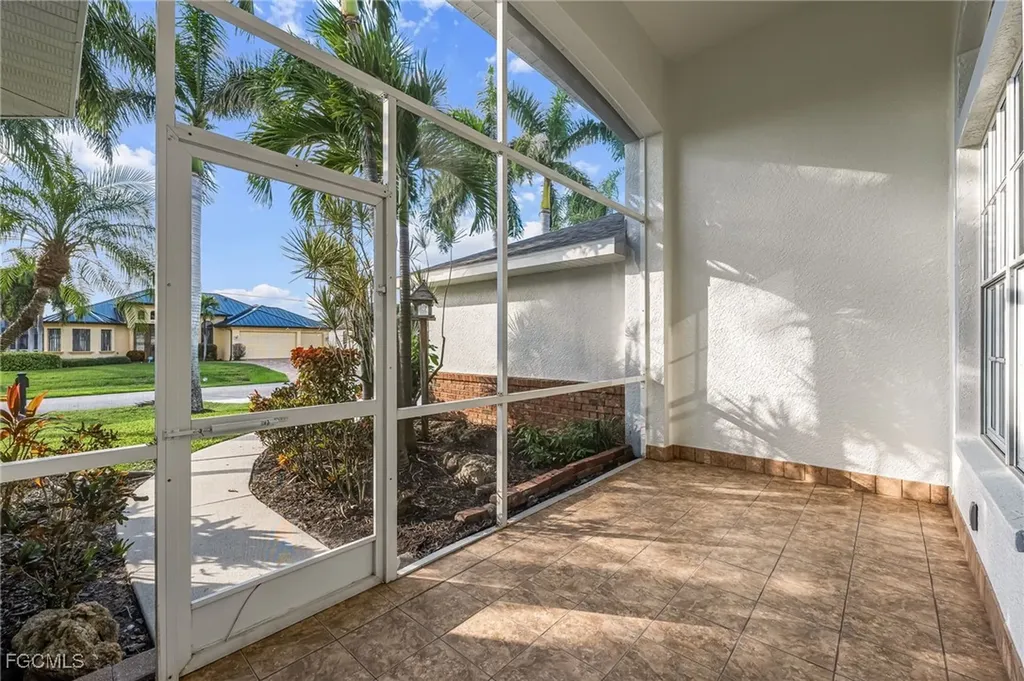 4009 SW 27th Avenue Cape Coral FL 33914