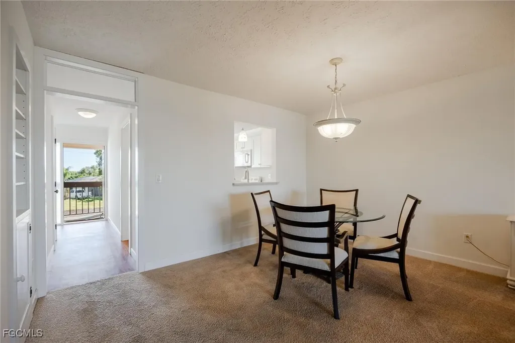 4914 Tudor Drive Cape Coral FL 33904