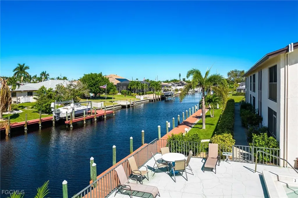 4914 Tudor Drive Cape Coral FL 33904