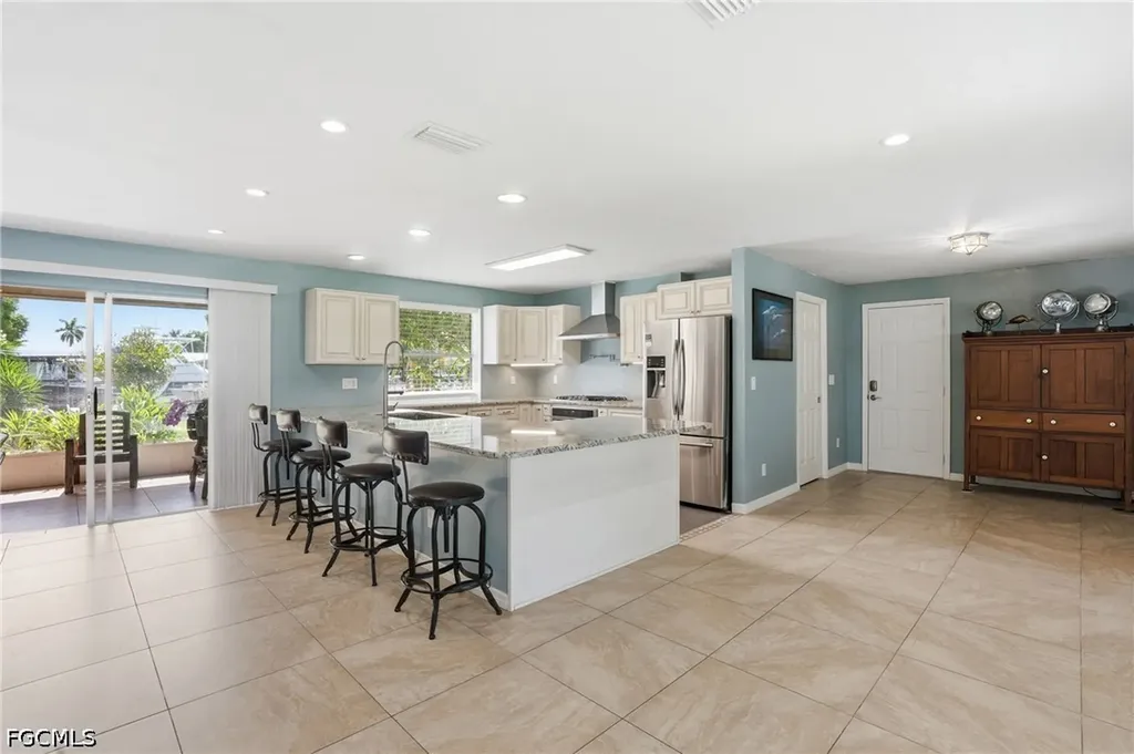 5229 Pelican Boulevard Cape Coral FL 33914