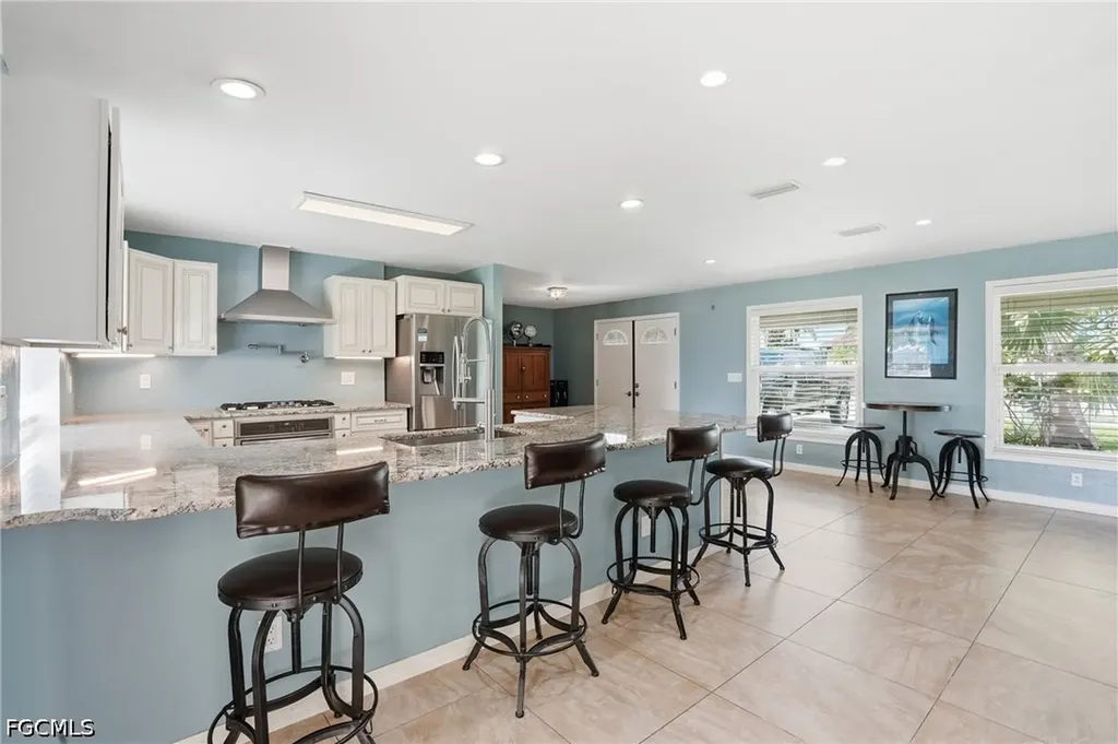 5229 Pelican Boulevard Cape Coral FL 33914
