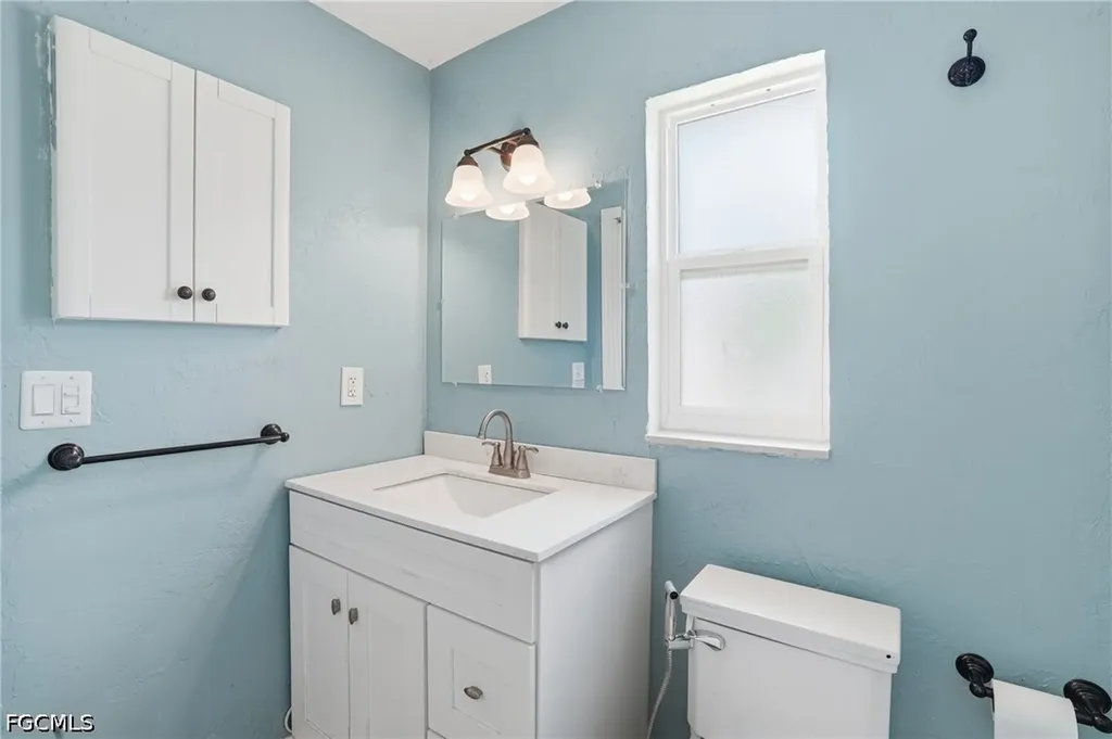 5229 Pelican Boulevard Cape Coral FL 33914
