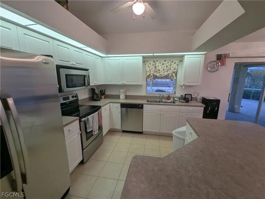 1007 NE 1st Avenue Cape Coral FL 33909