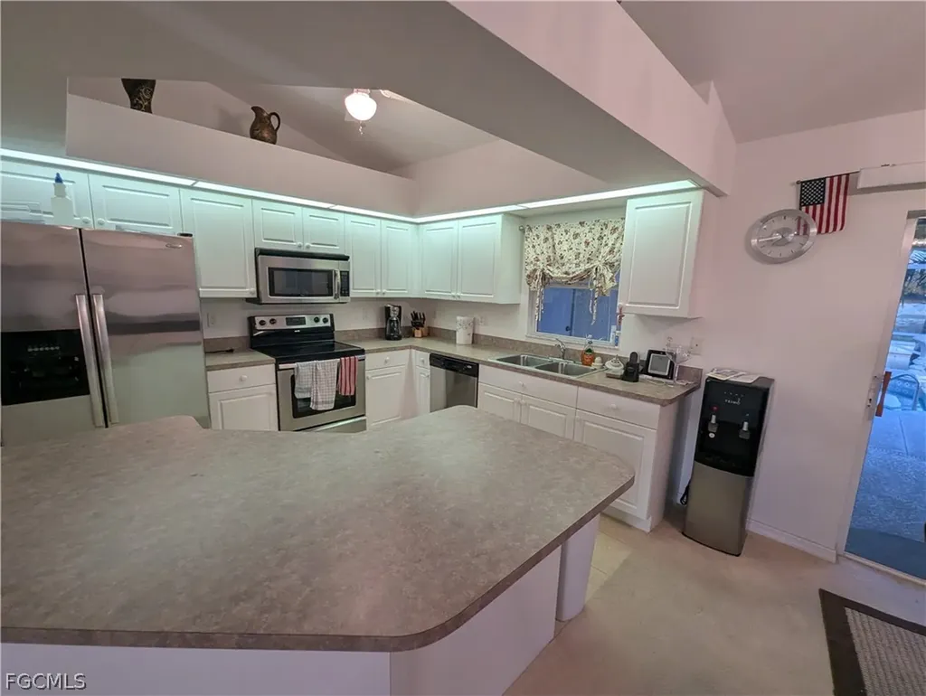 1007 NE 1st Avenue Cape Coral FL 33909