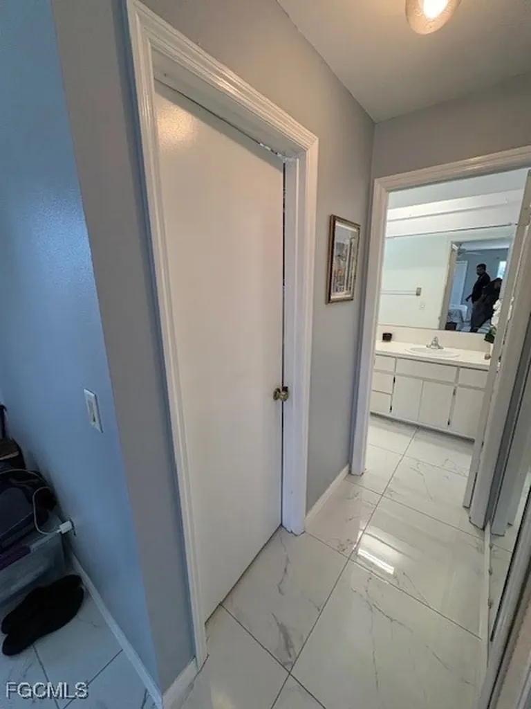 1939 Santa Barbara Boulevard Cape Coral FL 33991