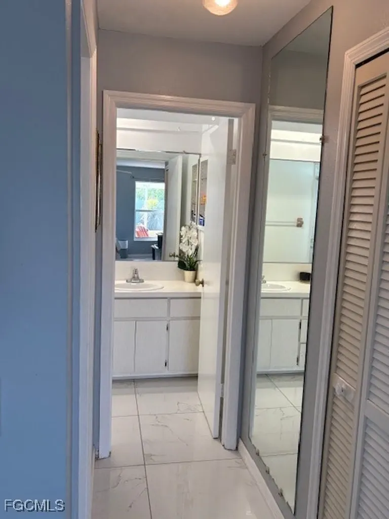 1939 Santa Barbara Boulevard Cape Coral FL 33991