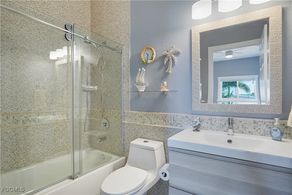 1315 SW 47th Terrace Cape Coral FL 33914