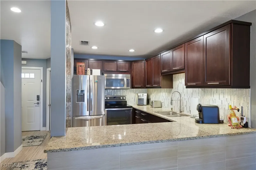 1315 SW 47th Terrace Cape Coral FL 33914