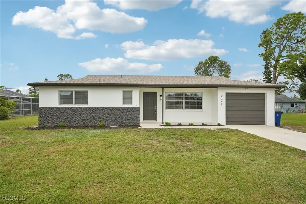 2342 Aldridge Avenue Fort Myers FL 33907