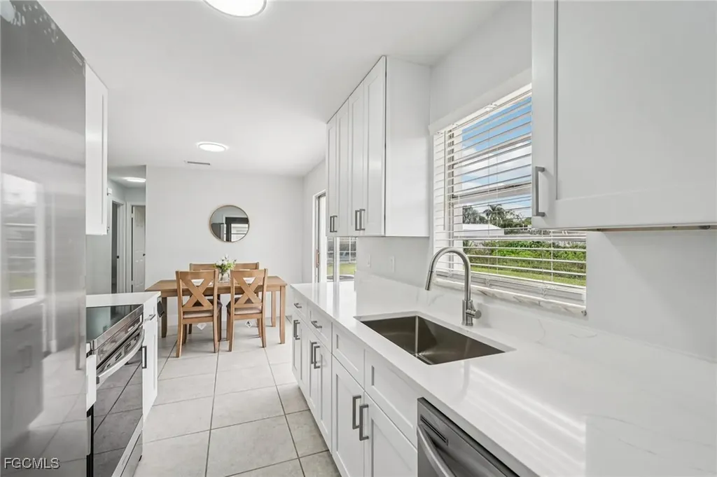 2342 Aldridge Avenue Fort Myers FL 33907