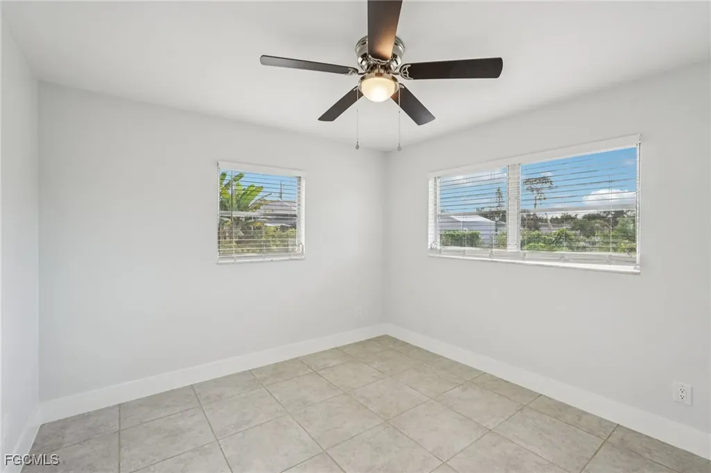 2342 Aldridge Avenue Fort Myers FL 33907